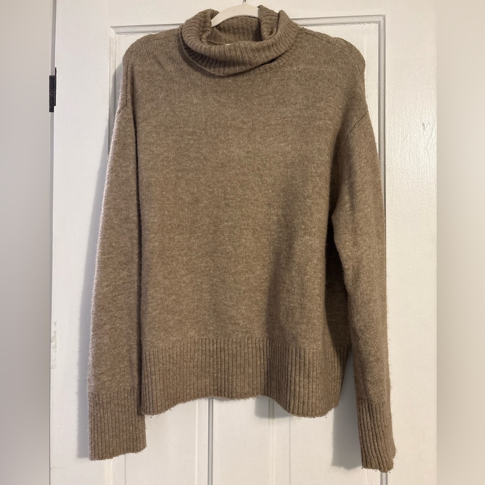 H&M Brown Sweater